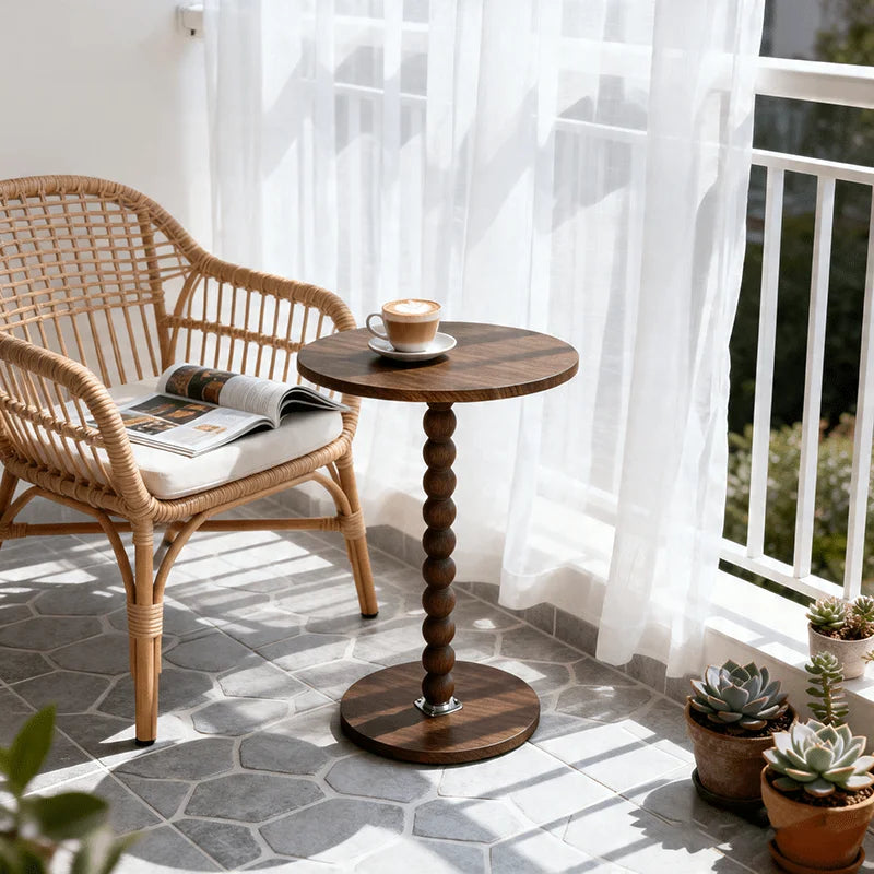 Round Side Table, Small Drink Table for Small Spaces, Modern Accent Nightstand with Solid Wood Leg for Living Room, Bedroom